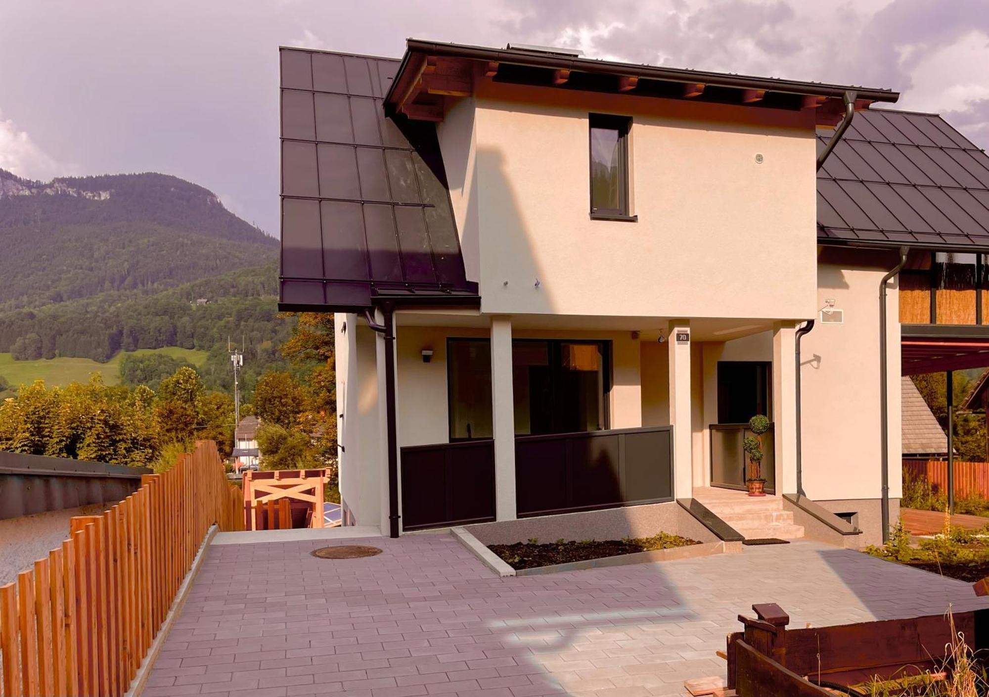 Mitzis Stubn Apartments - Bad Goisern - 24-Hour Self Check-In Екстериор снимка