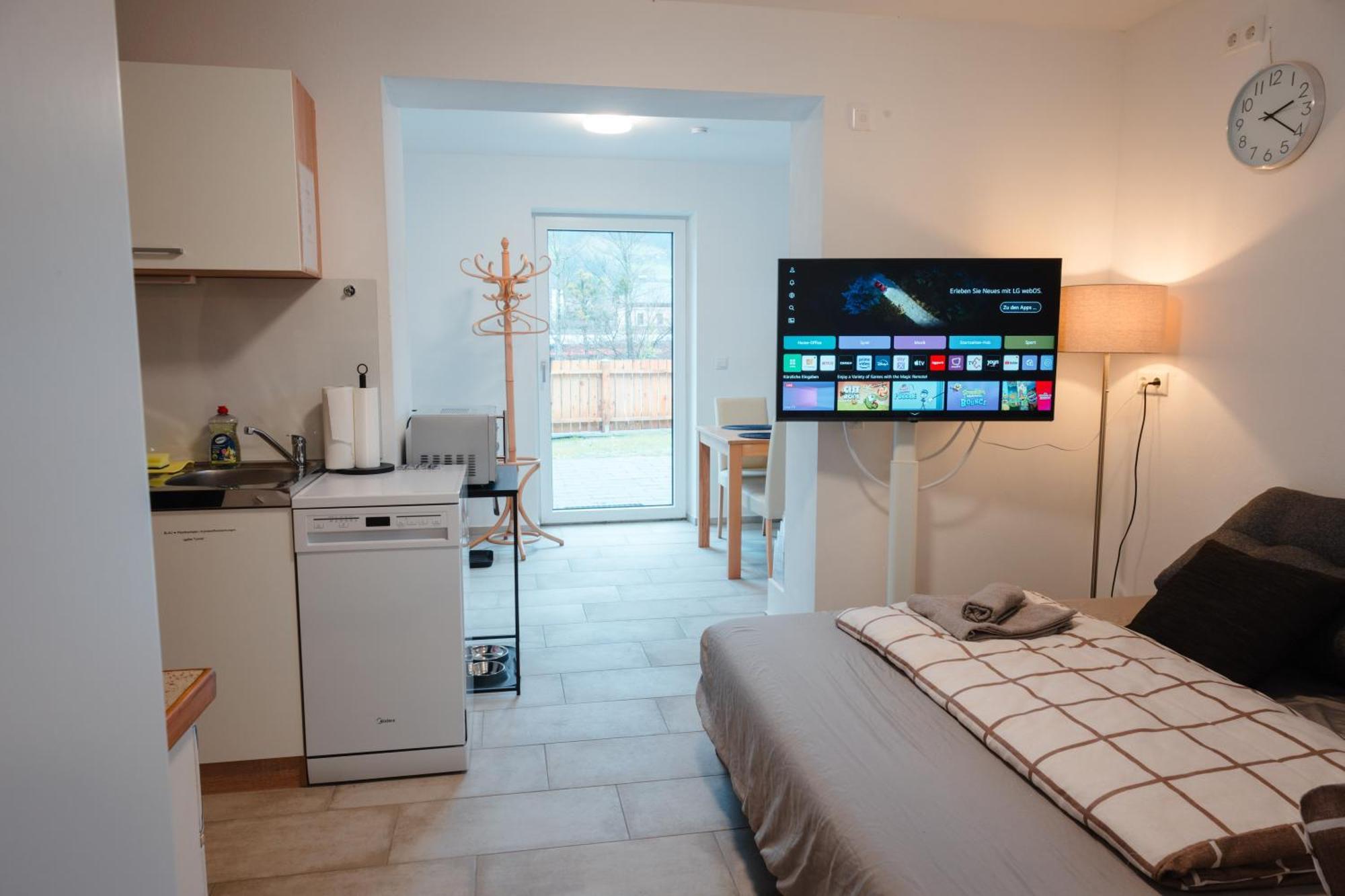 Mitzis Stubn Apartments - Bad Goisern - 24-Hour Self Check-In Екстериор снимка