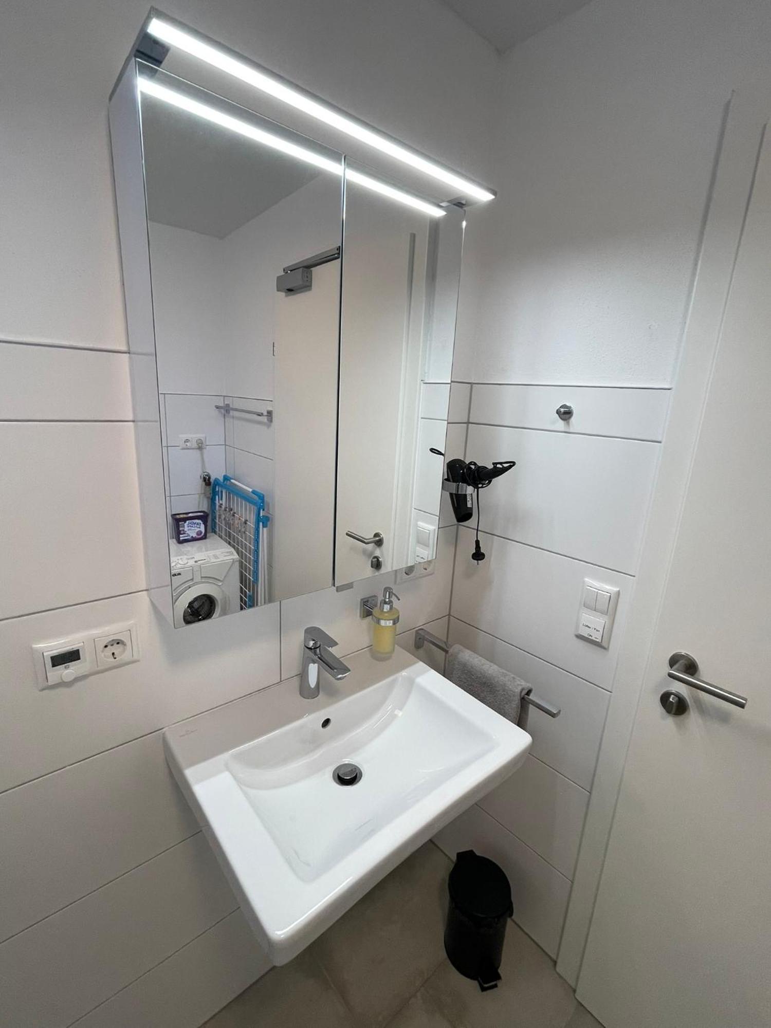 Mitzis Stubn Apartments - Bad Goisern - 24-Hour Self Check-In Екстериор снимка